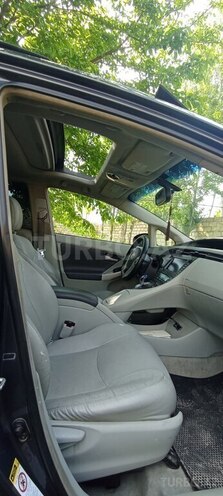 Toyota Prius 2010, 342,500 km - 1.8 l - Bərdə