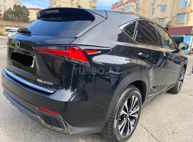 Lexus NX 300h 2021, 31,000 km - 2.5 л - Bakı
