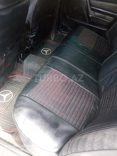 Mercedes 190 1990, 324,567 km - 1.8 l - Qazax
