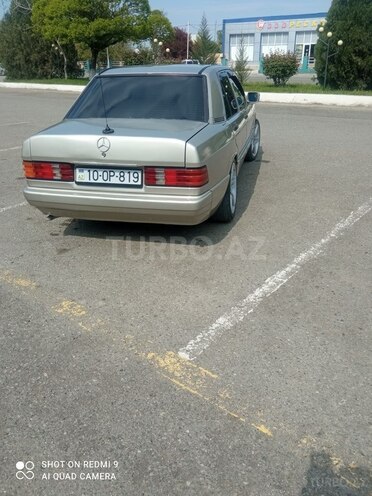 Mercedes 190 1990, 324,567 km - 1.8 l - Qazax