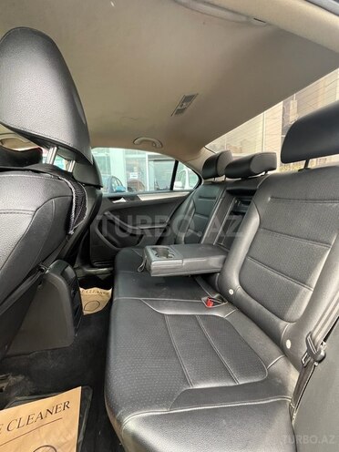 Volkswagen Jetta-5