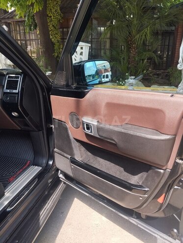 Land Rover Range Rover 2003, 301,000 km - 4.4 l - Masallı