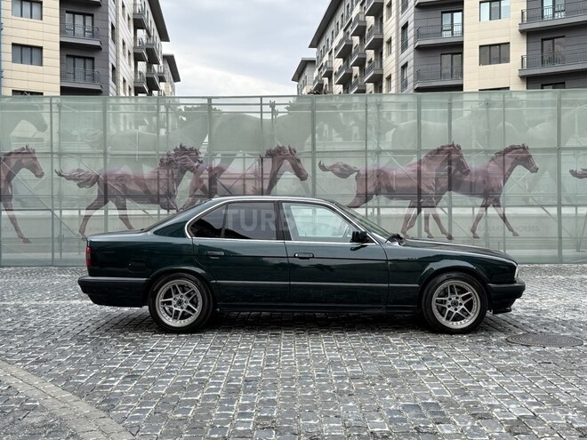 BMW 525 1993, 290,000 km - 2.5 l - Bakı