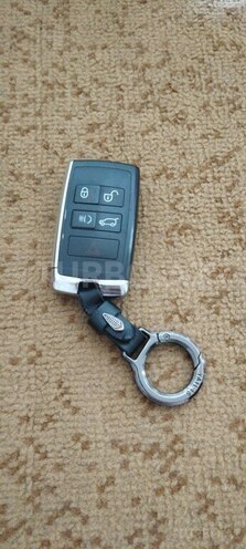 Land Rover Range Rover 2003, 301,000 km - 4.4 l - Masallı