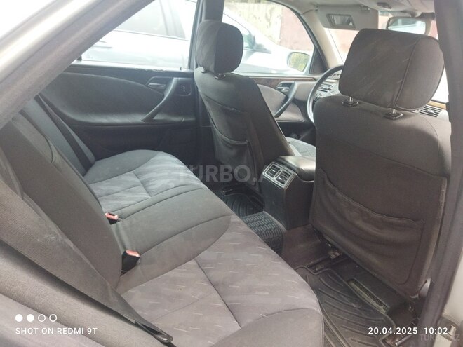 Mercedes E 220 d 2000, 381,500 km - 2.2 л - Bakı