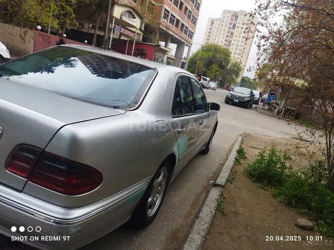 Mercedes E 220 d 2000, 381,500 km - 2.2 л - Bakı