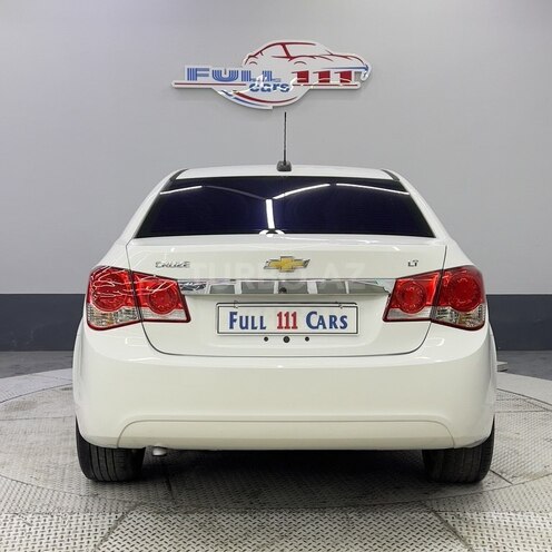 Chevrolet Cruze-6