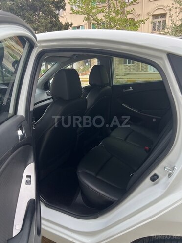 Hyundai Accent 2015, 67,000 km - 1.4 l - Bakı