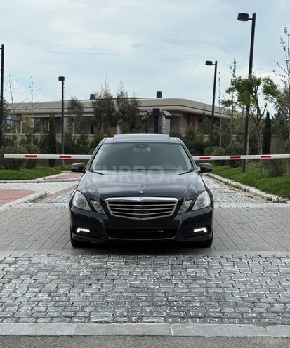 Mercedes E 350 2009, 174,000 km - 3.5 l - Bakı
