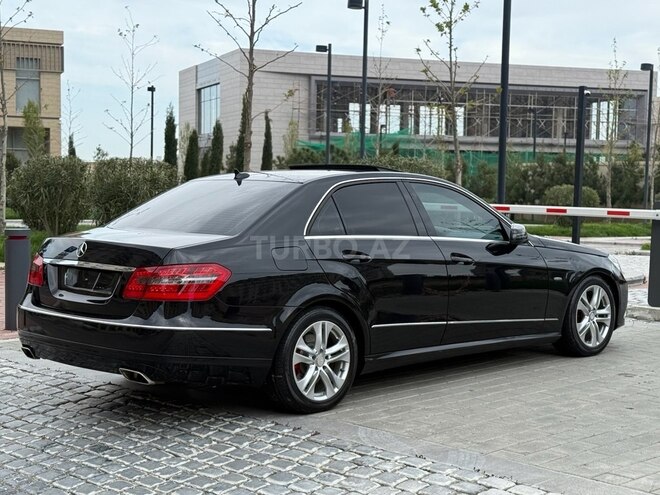 Mercedes E 350 2009, 174,000 km - 3.5 l - Bakı