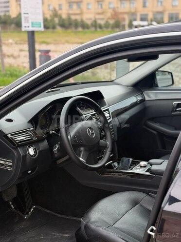 Mercedes E 350 2009, 174,000 km - 3.5 l - Bakı