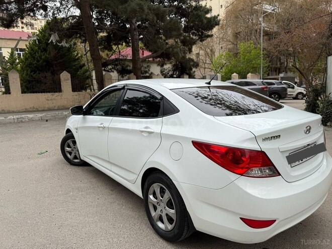 Hyundai Accent 2013, 164,100 km - 1.6 l - Bakı