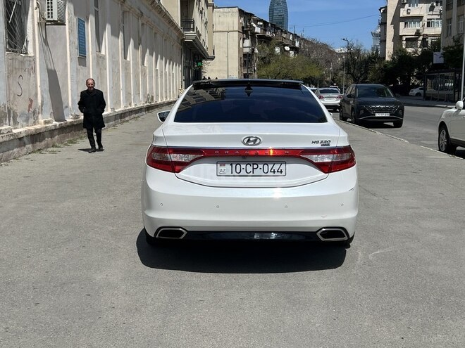 Hyundai Grandeur 2014, 192,000 km - 2.2 л - Bakı
