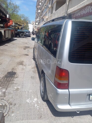 Mercedes Vito 2001, 260,000 km - 2.2 l - Bakı
