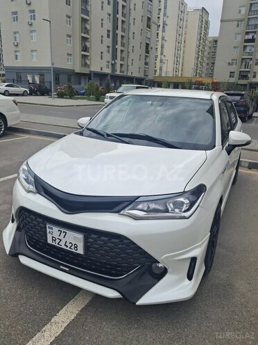 Toyota Corolla 2017, 145,000 km - 1.5 l - Bakı