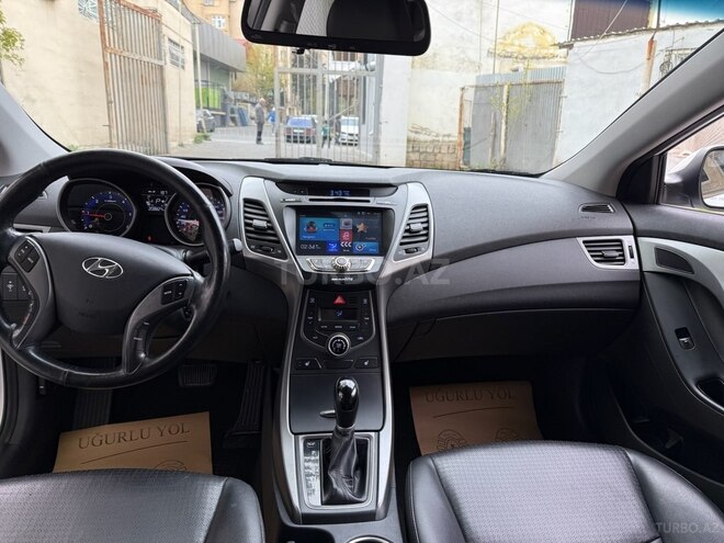 Hyundai Avante 2014, 208,000 km - 1.6 l - Bakı