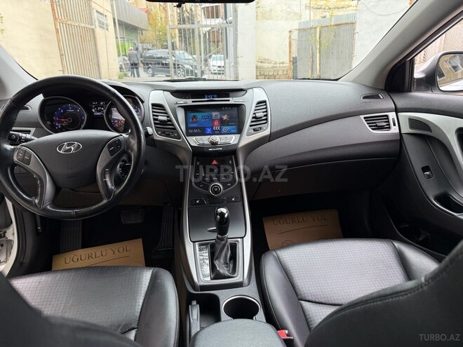 Hyundai Avante 2014, 208,000 km - 1.6 l - Bakı
