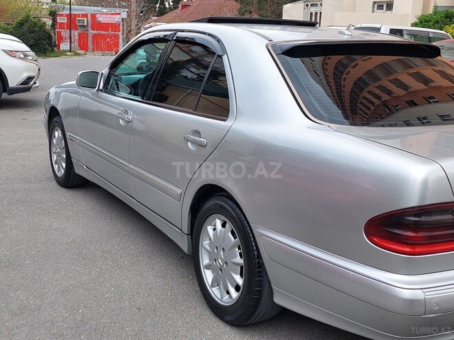 Mercedes E 220 d 2001, 344,000 km - 2.2 l - Bakı