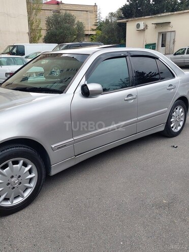 Mercedes E 220 d 2001, 344,000 km - 2.2 l - Bakı