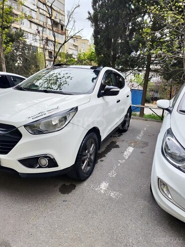 Hyundai ix35 2012, 190,000 km - 2.0 l - Bakı