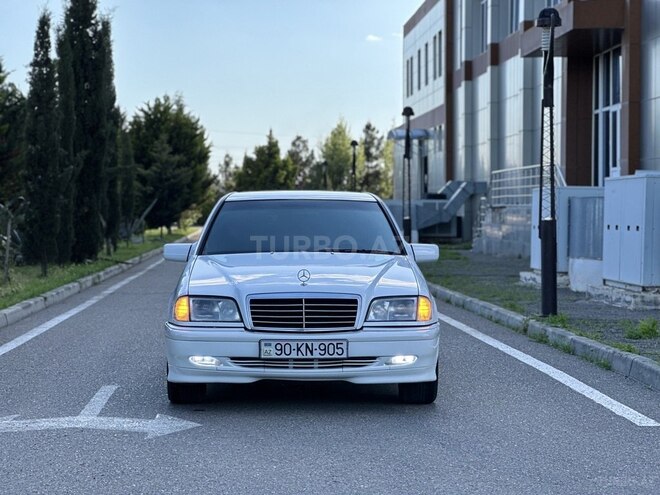 Mercedes C 200 1999, 356,310 km - 2.0 л - Saatlı