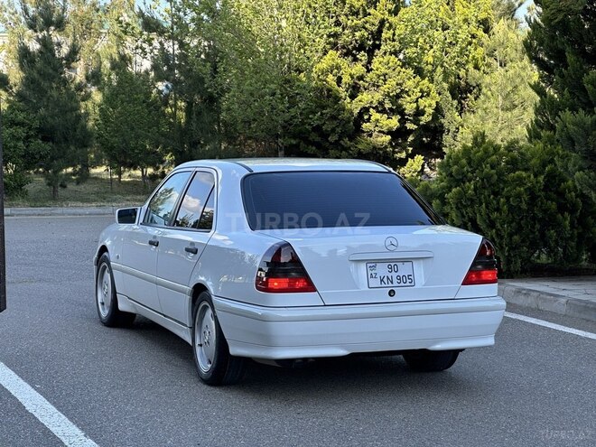 Mercedes C 200 1999, 356,310 km - 2.0 л - Saatlı