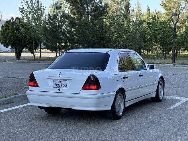 Mercedes C 200 1999, 356,310 km - 2.0 л - Saatlı