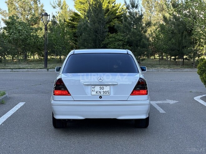 Mercedes C 200 1999, 356,310 km - 2.0 л - Saatlı