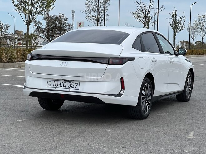 Changan Qiyuan A05 2025, 12,000 km - 1.5 l - Bakı