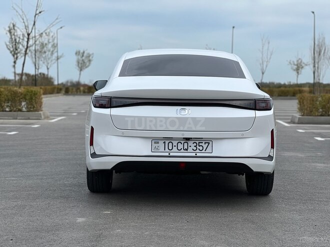 Changan Qiyuan A05 2025, 12,000 km - 1.5 l - Bakı