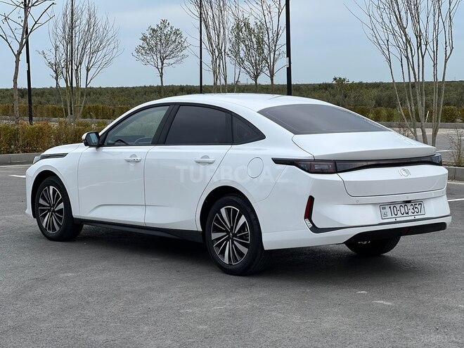Changan Qiyuan A05 2025, 12,000 km - 1.5 l - Bakı
