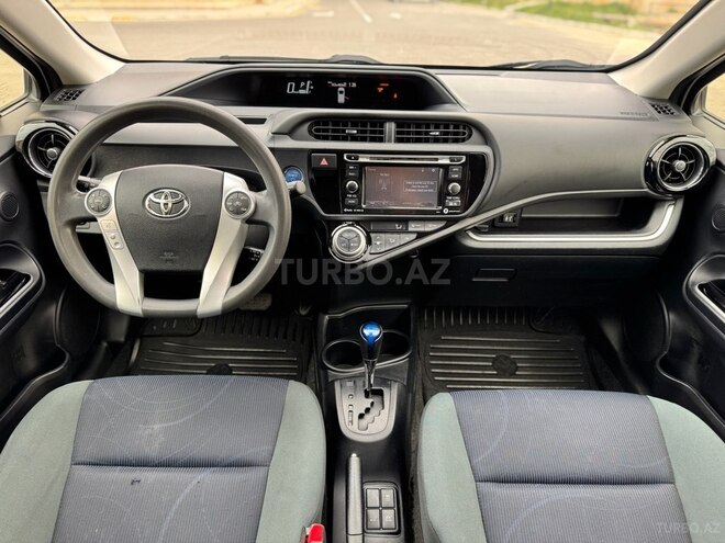 Toyota Prius C 2016, 245,000 km - 1.5 l - Sumqayıt
