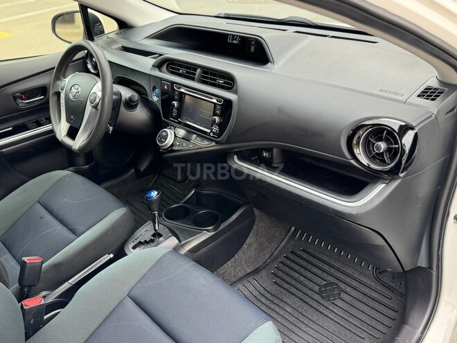 Toyota Prius C 2016, 245,000 km - 1.5 l - Sumqayıt