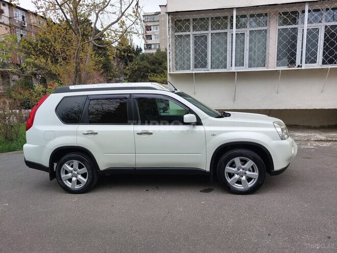 Nissan X-Trail 2010, 260,000 km - 2.5 l - Bakı
