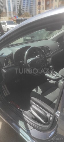 Hyundai Elantra 2018, 154,000 km - 2.0 l - Bakı