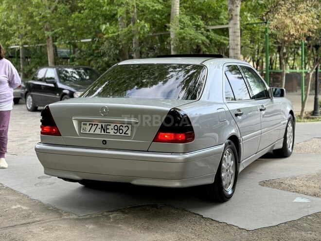 Mercedes C 220 d 1999, 434,000 km - 2.2 l - Saatlı