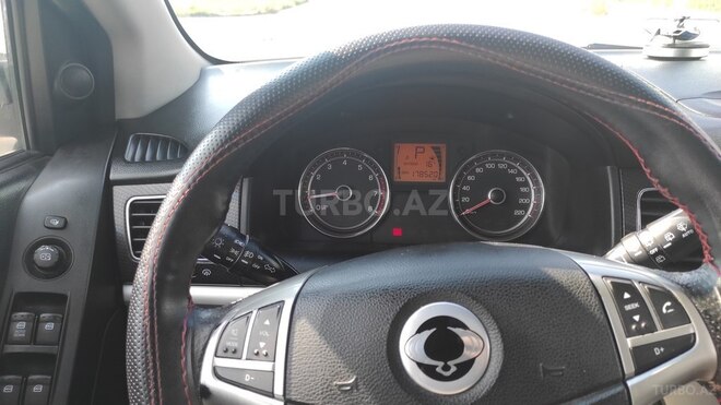 Ssang Yong Korando 2013, 178,500 km - 2.0 л - Bakı