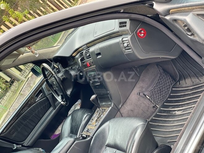 Mercedes E 240 1999, 386,000 km - 2.4 л - Bakı
