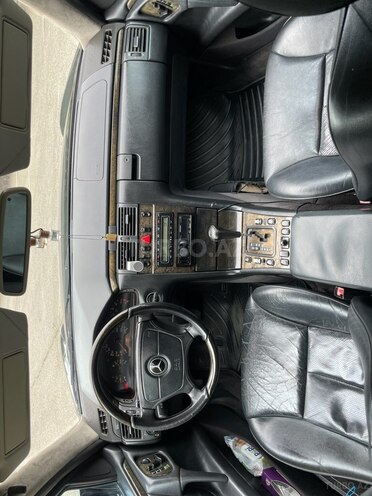 Mercedes E 240 1999, 386,000 km - 2.4 л - Bakı