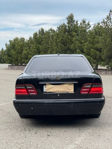 Mercedes E 240 1999, 386,000 km - 2.4 л - Bakı