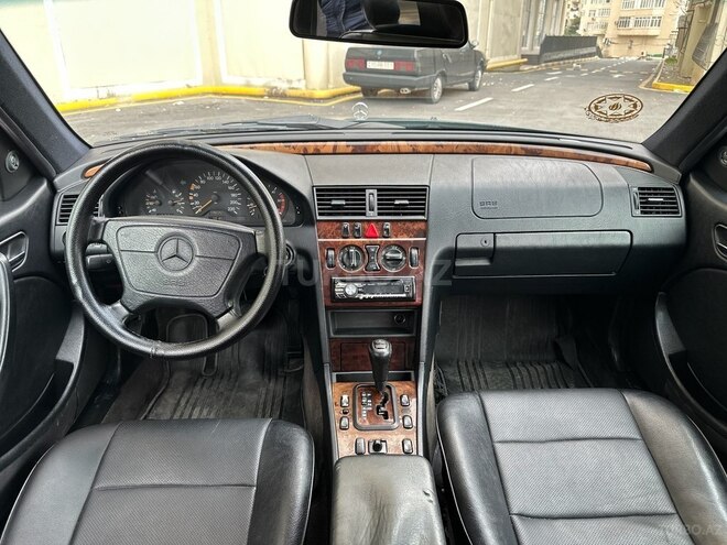 Mercedes C 220 d 1998, 328,142 km - 2.2 l - Bakı