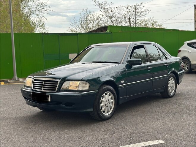 Mercedes C 220 d 1998, 328,142 km - 2.2 l - Bakı