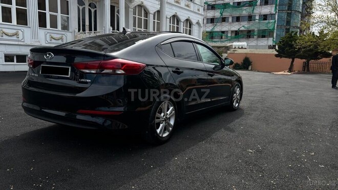 Hyundai Elantra 2017, 220,480 km - 2.0 л - Bakı