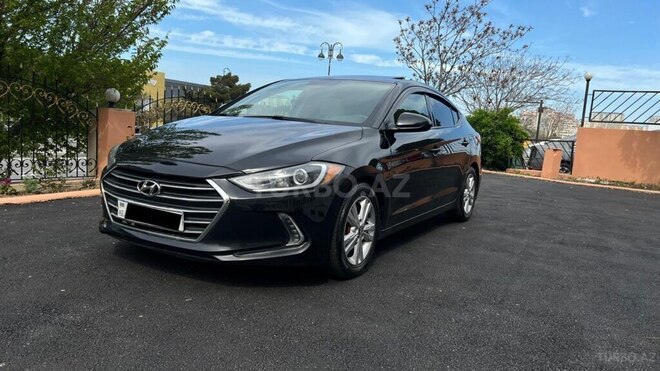 Hyundai Elantra 2017, 220,480 km - 2.0 л - Bakı