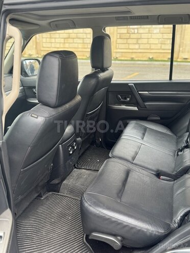 Mitsubishi Pajero 2014, 103,000 km - 3.0 л - Bakı