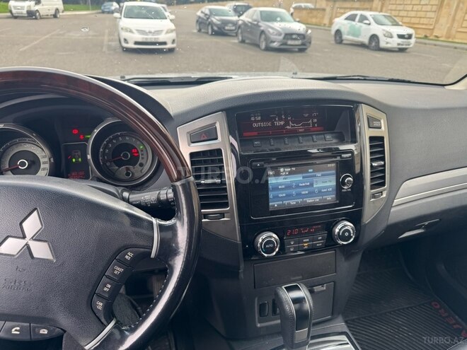 Mitsubishi Pajero 2014, 103,000 km - 3.0 л - Bakı