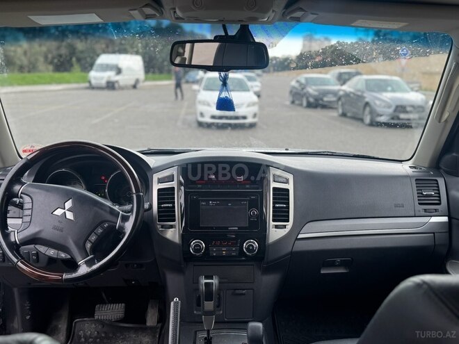 Mitsubishi Pajero 2014, 103,000 km - 3.0 л - Bakı