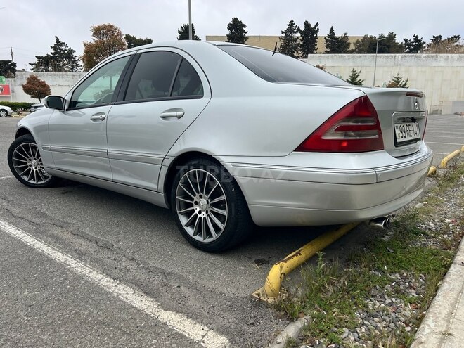 Mercedes C 240 2001, 417,000 km - 2.4 l - Bakı