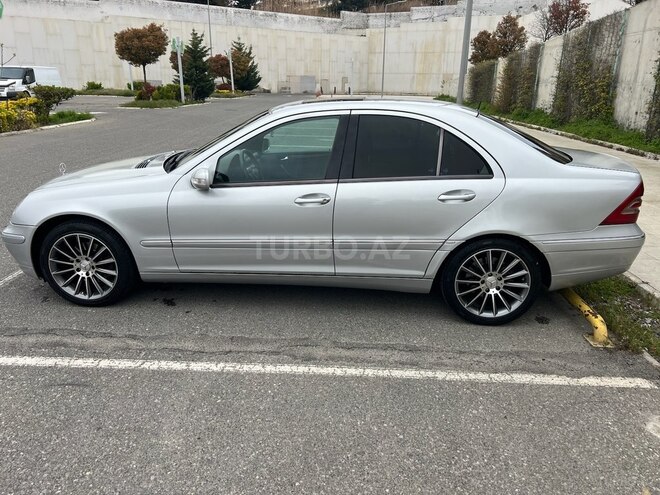 Mercedes C 240 2001, 417,000 km - 2.4 l - Bakı