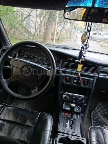 Mercedes 190 1991, 78,000 km - 2.6 l - Bakı